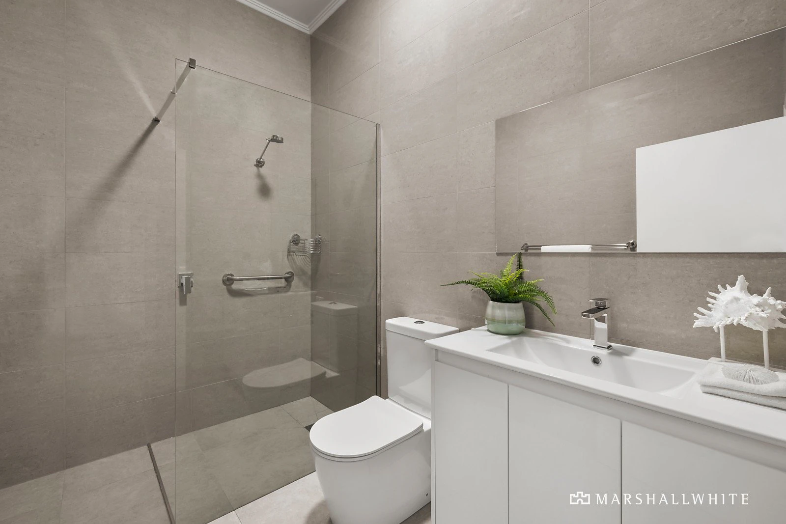 30 Yeovil Road, Glen Iris, VIC