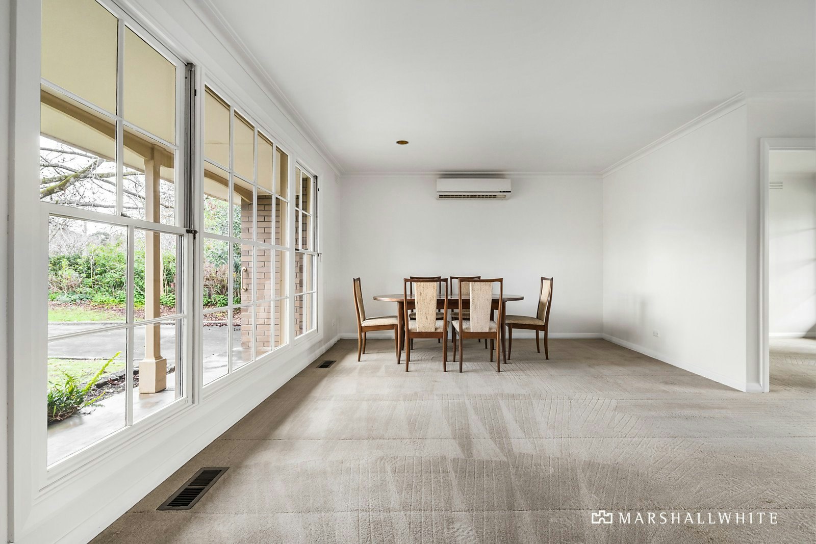 27 Grange Street, Mont Albert, VIC