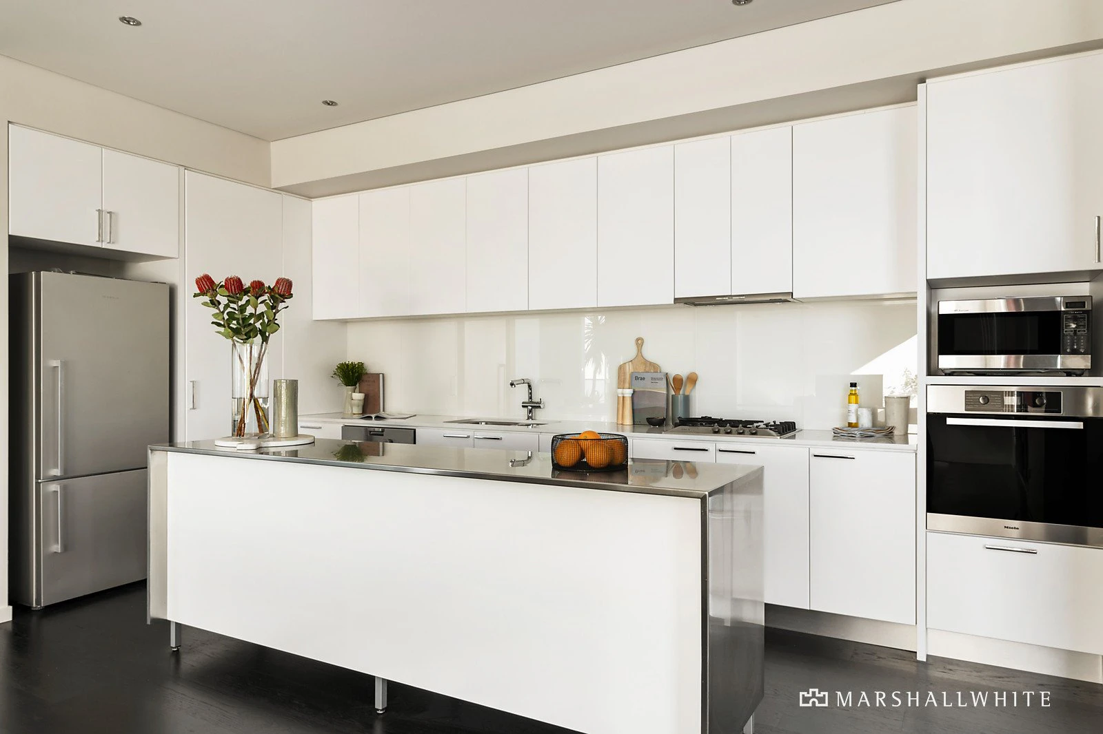 303/4 Cromwell Road, South Yarra, VIC
