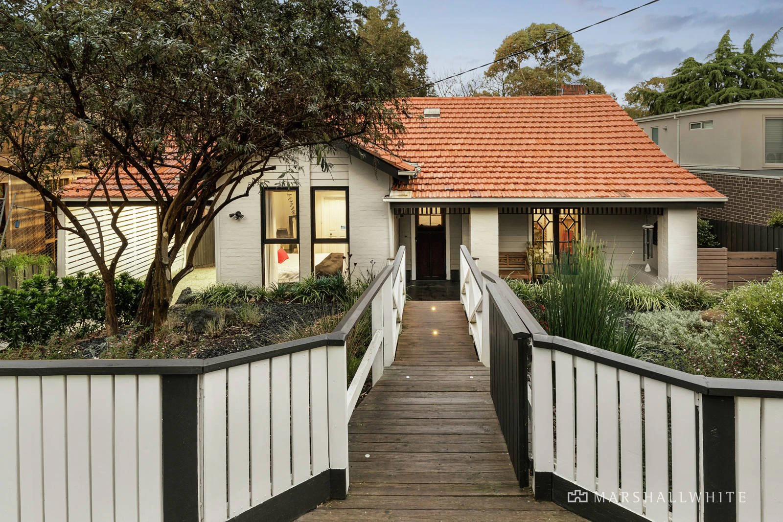 3 Nicholsdale Road, Camberwell, VIC