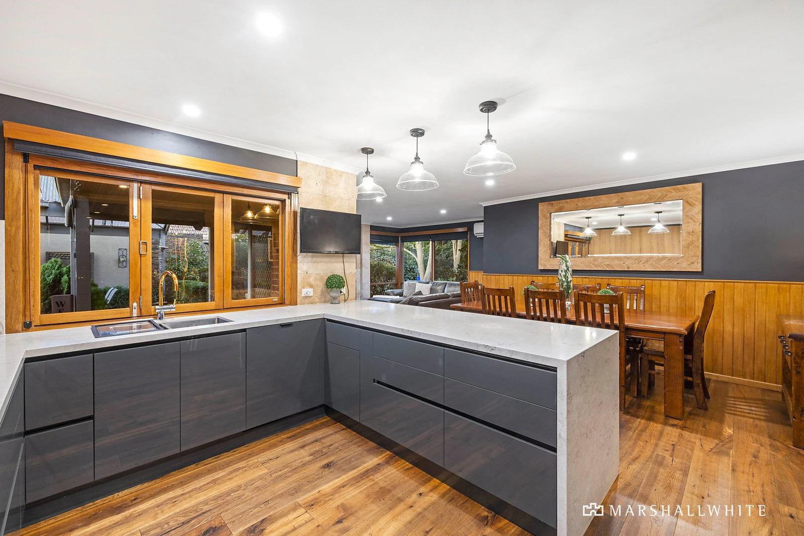 69 Woodside Avenue, Frankston South, VIC