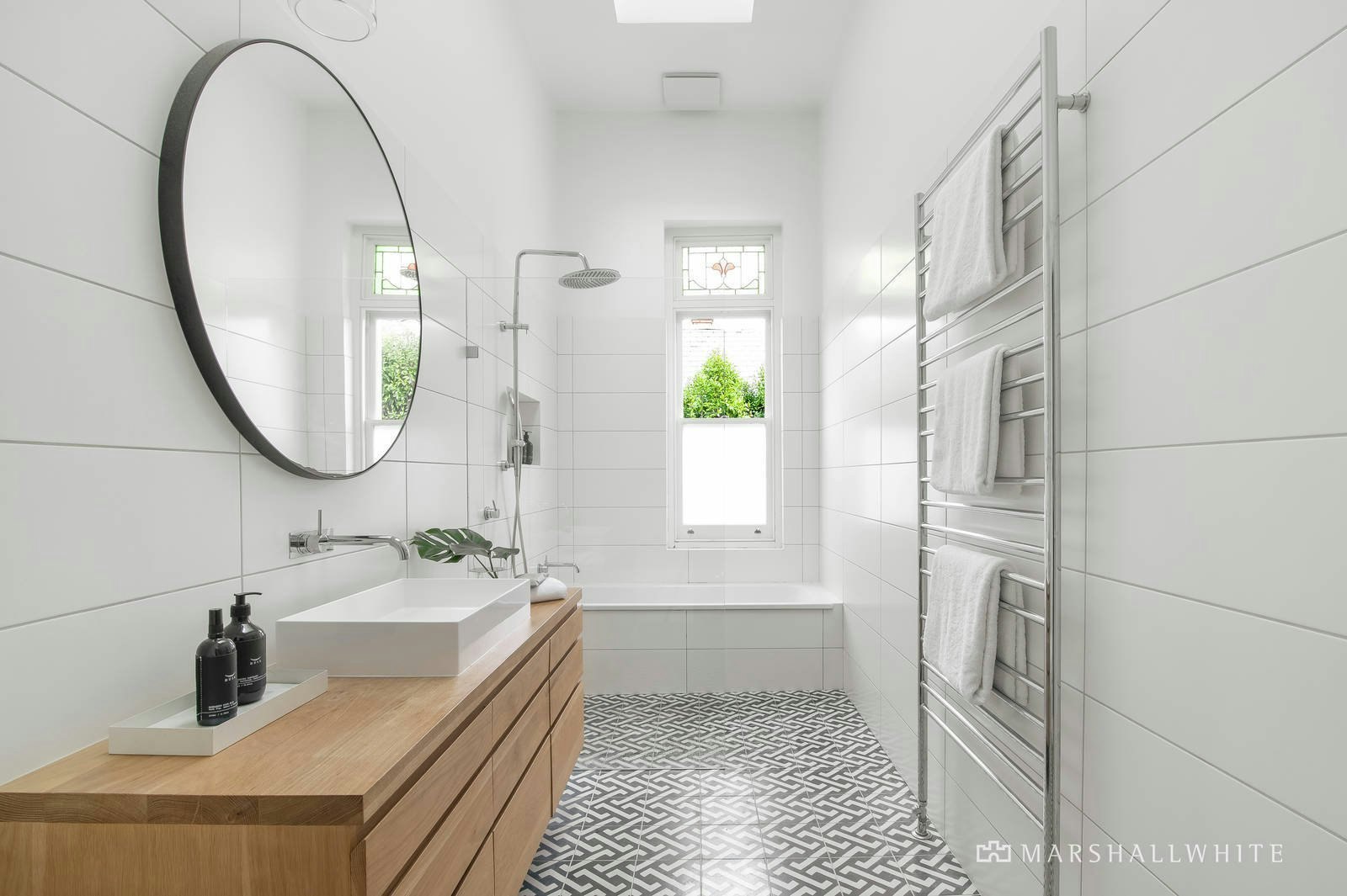 7 Carnarvon Road, Caulfield North, VIC