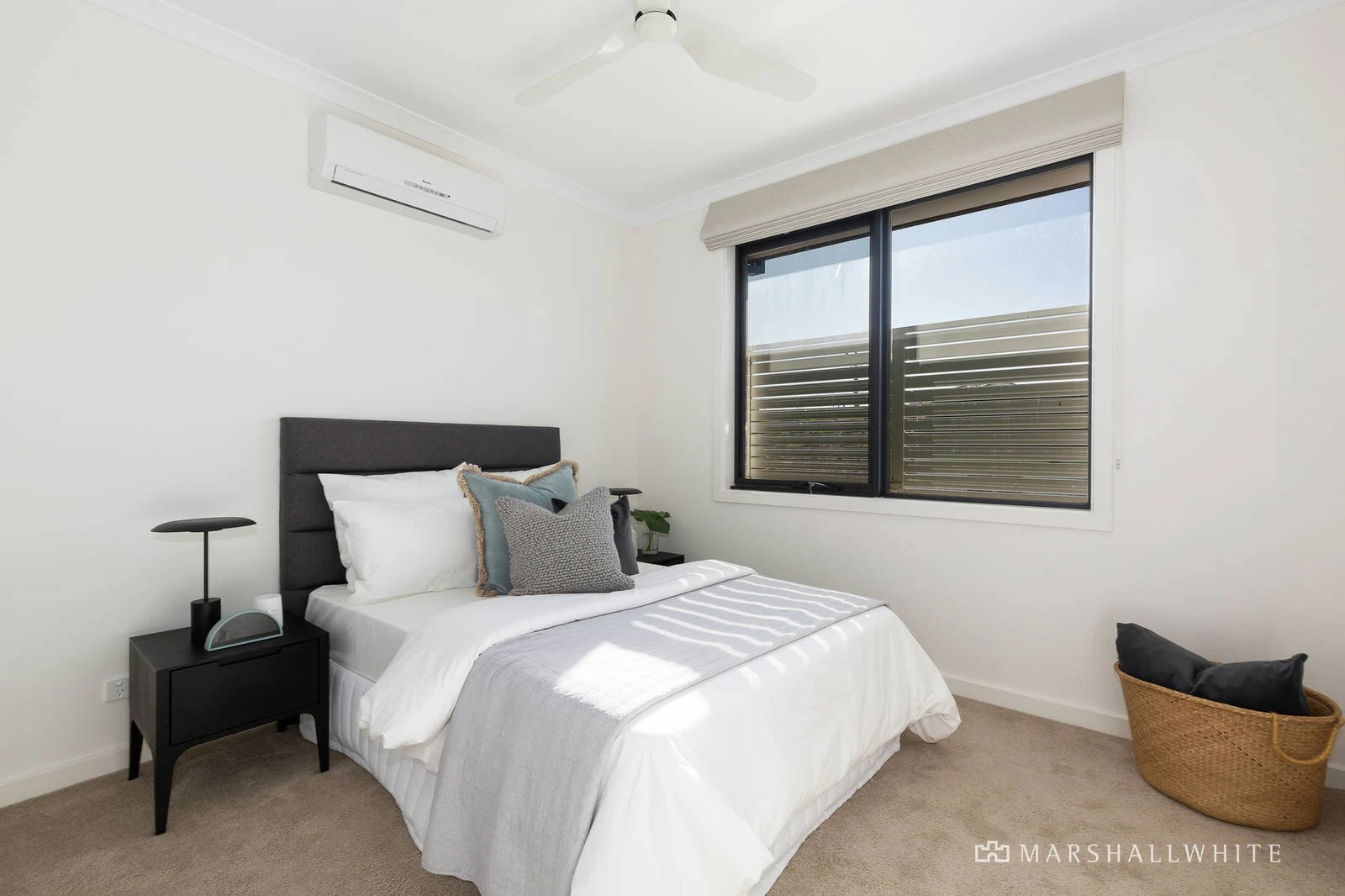2/35 Station Street, Burwood, VIC