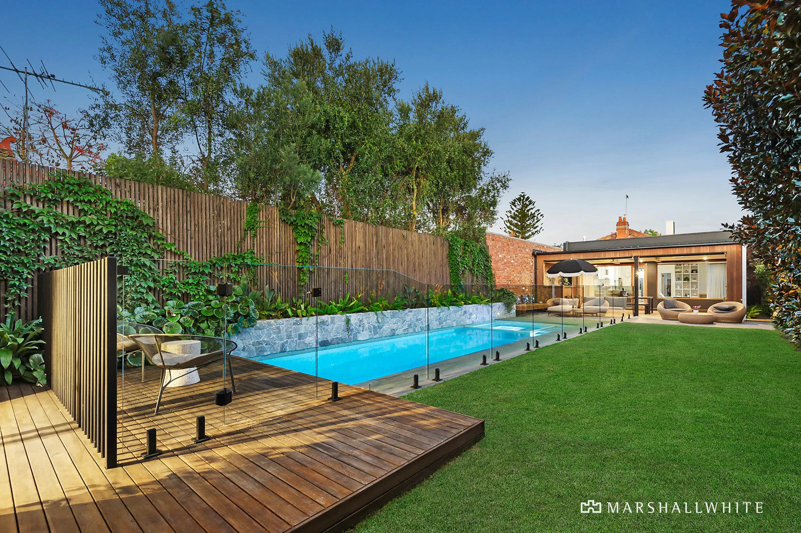 1 Bowen Street, Kew, VIC