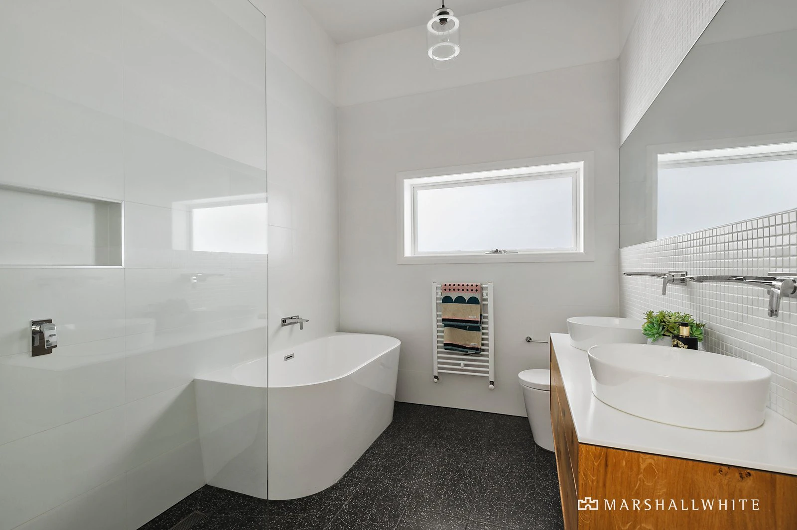 1 Bowen Street, Kew, VIC