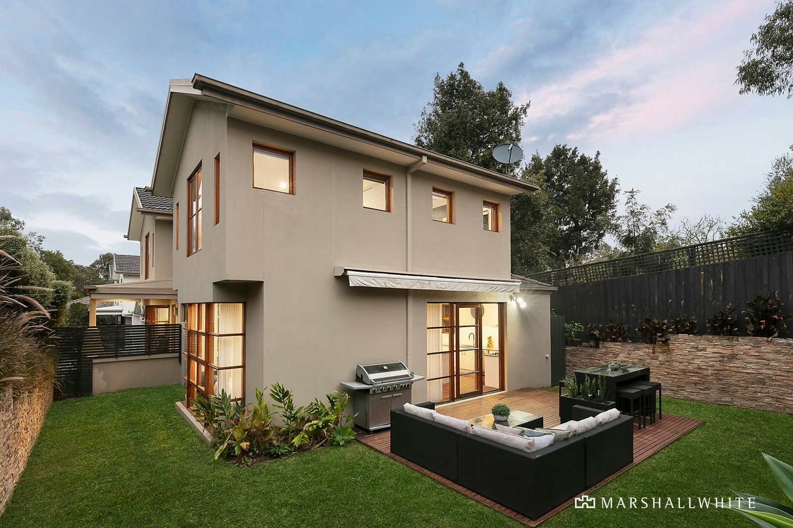 2/10 York Road, Glen Iris, VIC