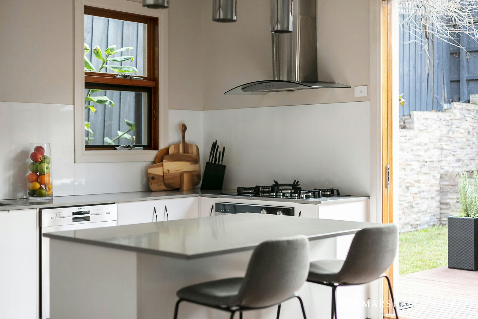 2/10 York Road, Glen Iris, VIC