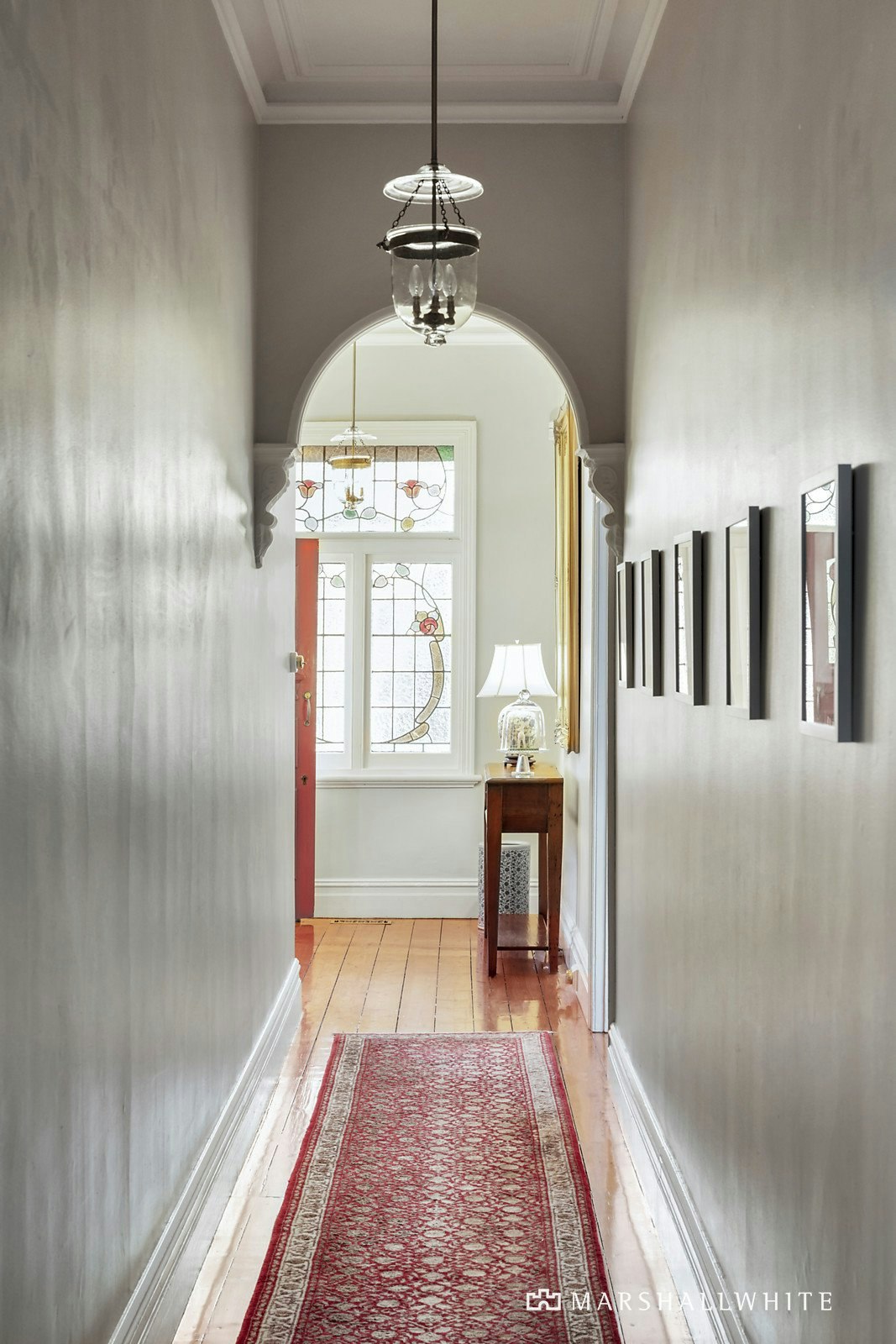 16 Louise Avenue, Mont Albert, VIC