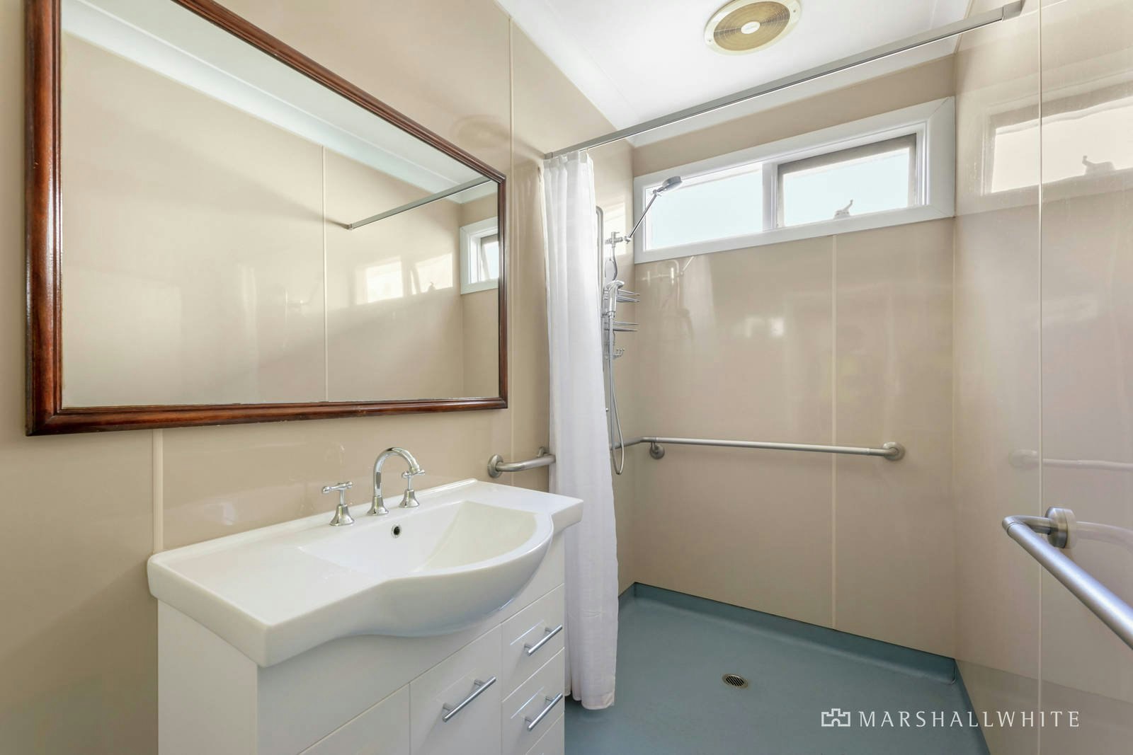 1 Salisbury Grove, Hawthorn, VIC