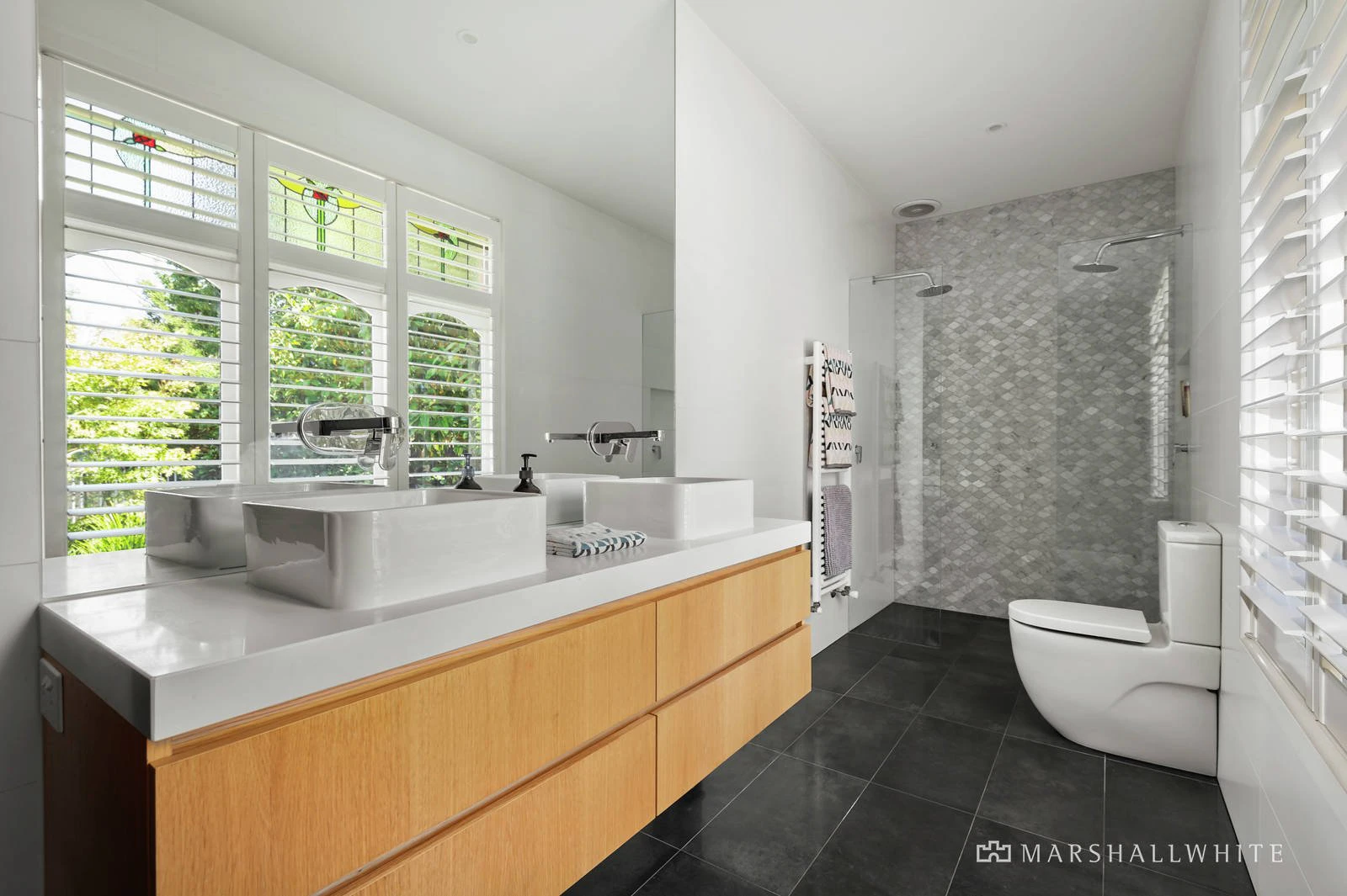 1 Bowen Street, Kew, VIC