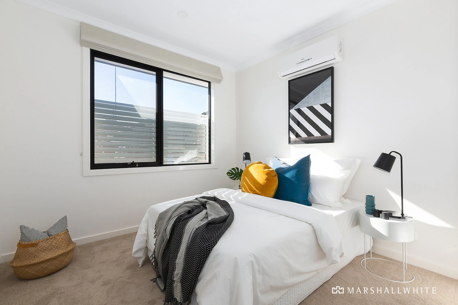 2/35 Station Street, Burwood, VIC