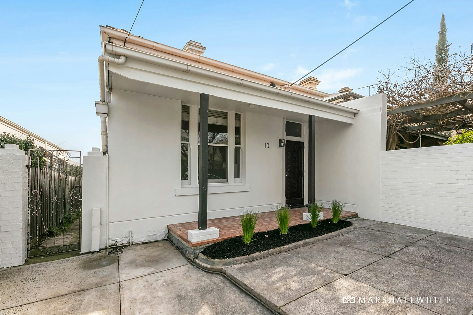 10 Moorhouse Street, Armadale, VIC