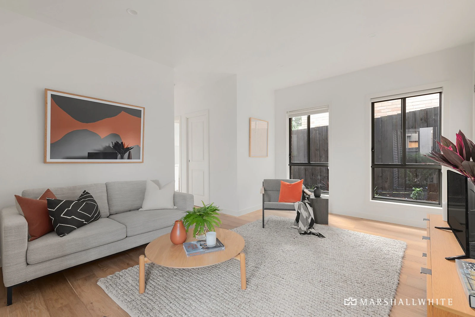 2/18 Gillard Street, Burwood, VIC