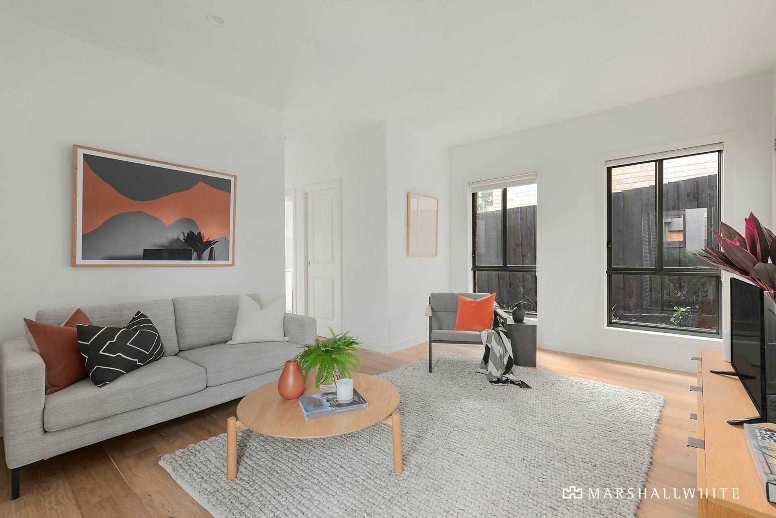 2/18 Gillard Street, Burwood, VIC