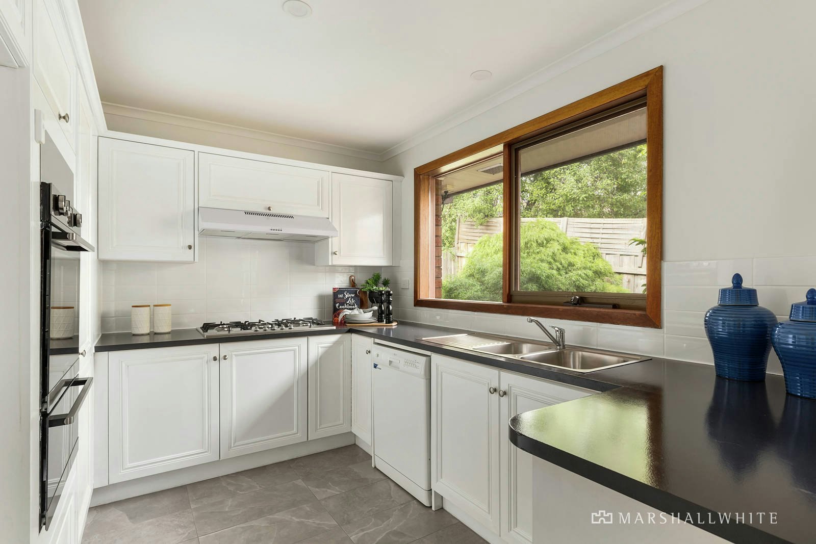 6/20 Renshaw Street, Doncaster East, VIC