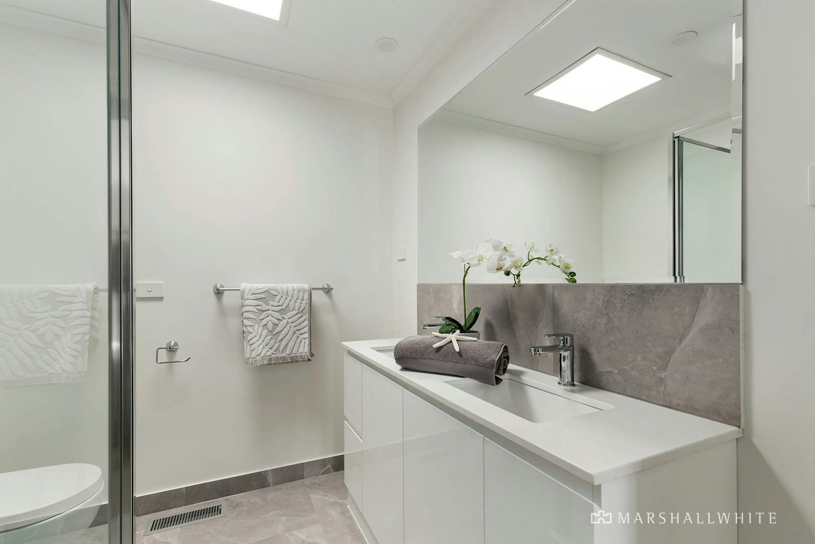 6/20 Renshaw Street, Doncaster East, VIC