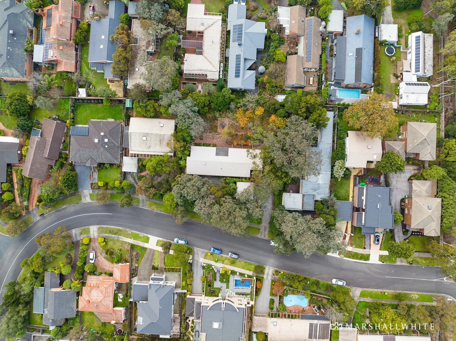 8-10 Beverly Hills Drive, Templestowe, VIC