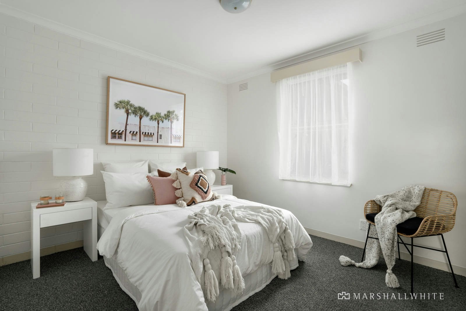 2/11 Warrigal Road, Surrey Hills, VIC