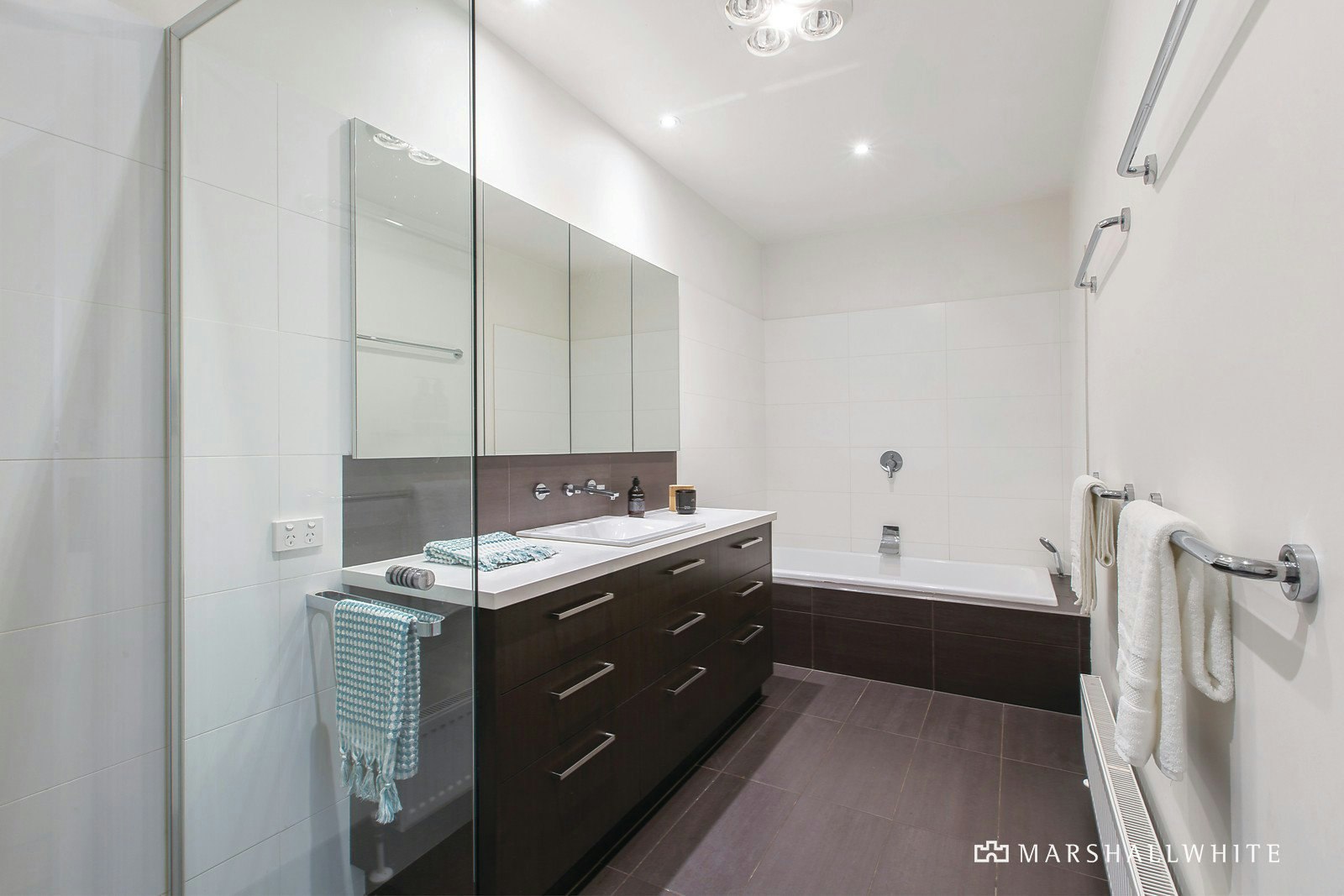 12 Wallen Road, Ormond, VIC