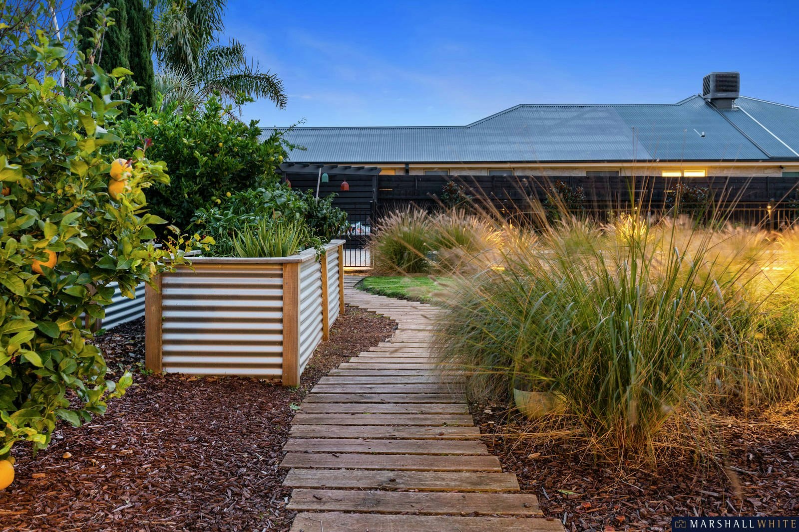 71 Balcombe Drive, Mount Martha, VIC