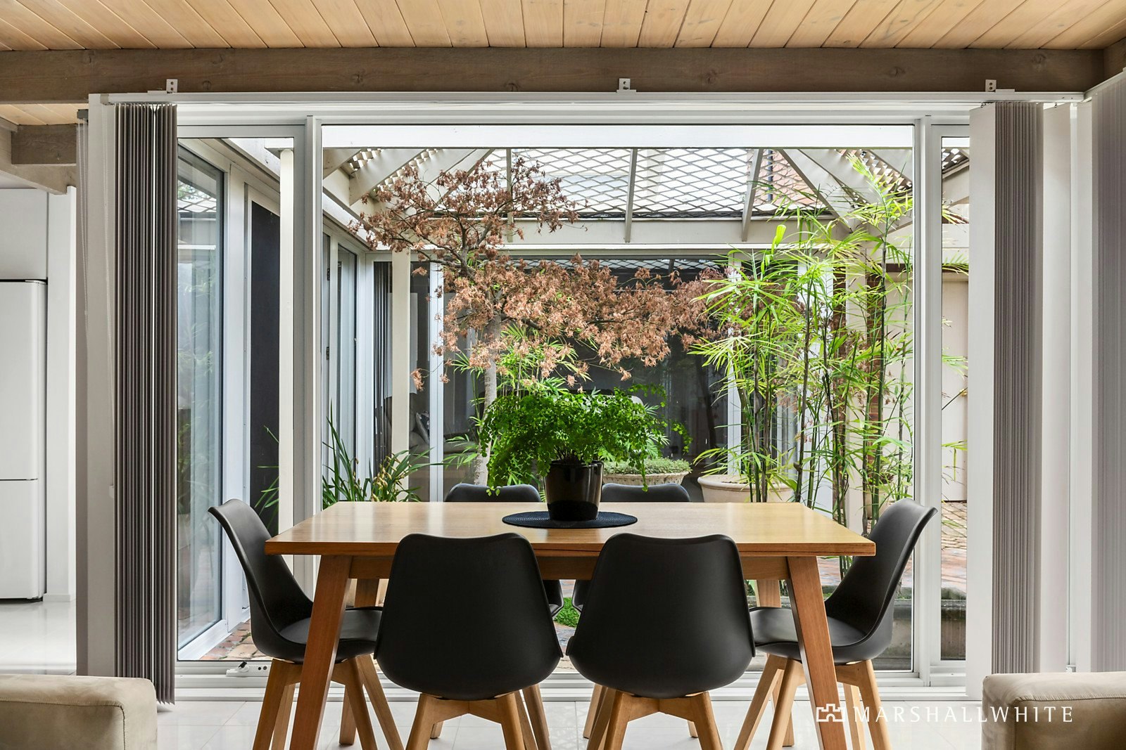 8 Harvell Court, Doncaster, VIC