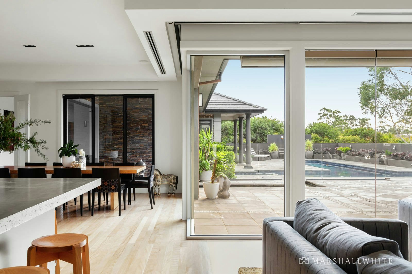 15 Lakeside Drive, Lower Plenty, VIC