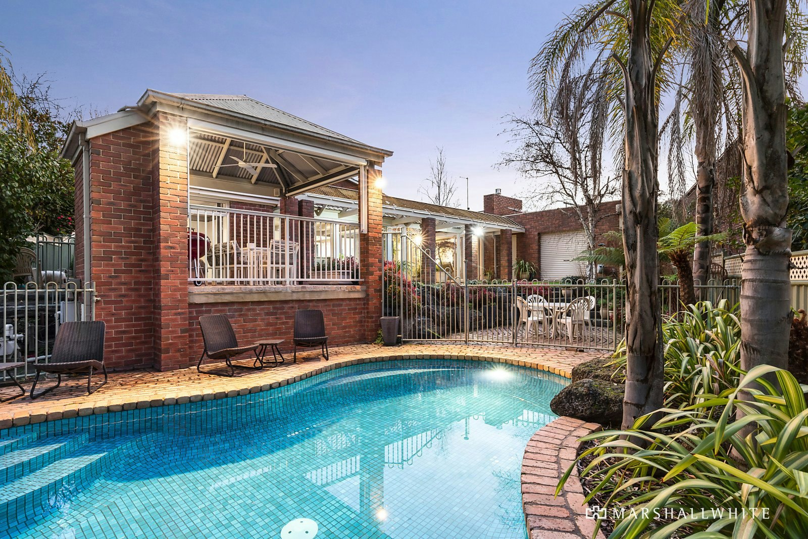 8 Harvell Court, Doncaster, VIC