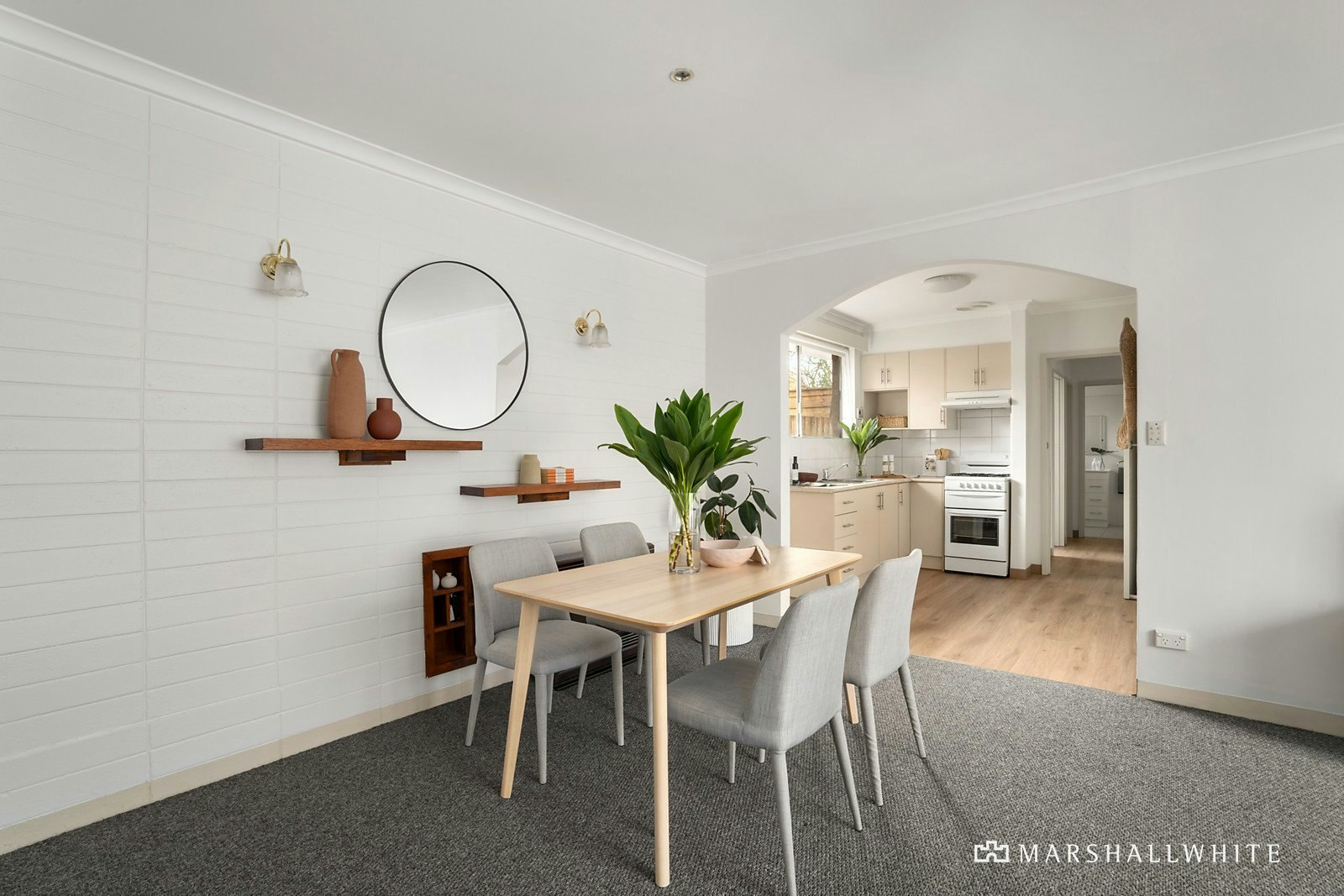 2/11 Warrigal Road, Surrey Hills, VIC