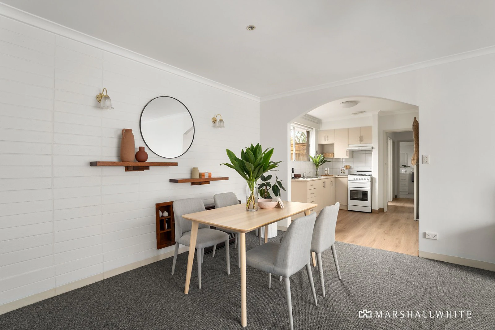 2/11 Warrigal Road, Surrey Hills, VIC