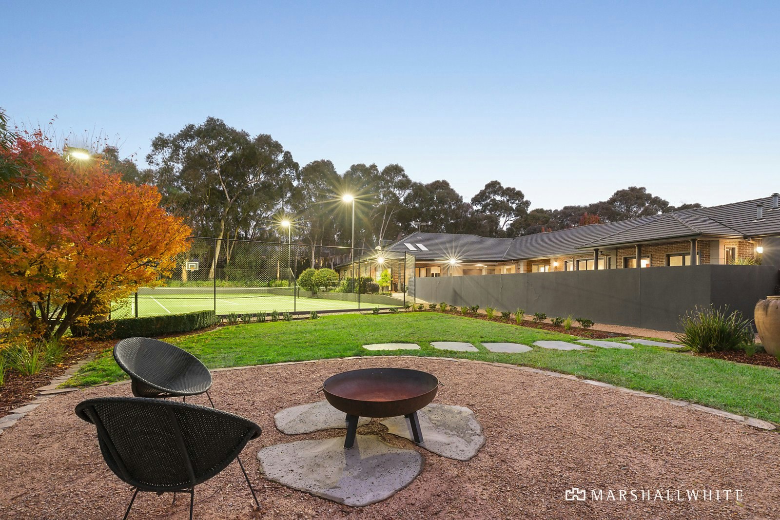 15 Lakeside Drive, Lower Plenty, VIC