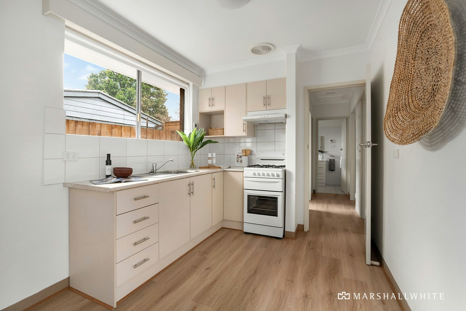 2/11 Warrigal Road, Surrey Hills, VIC