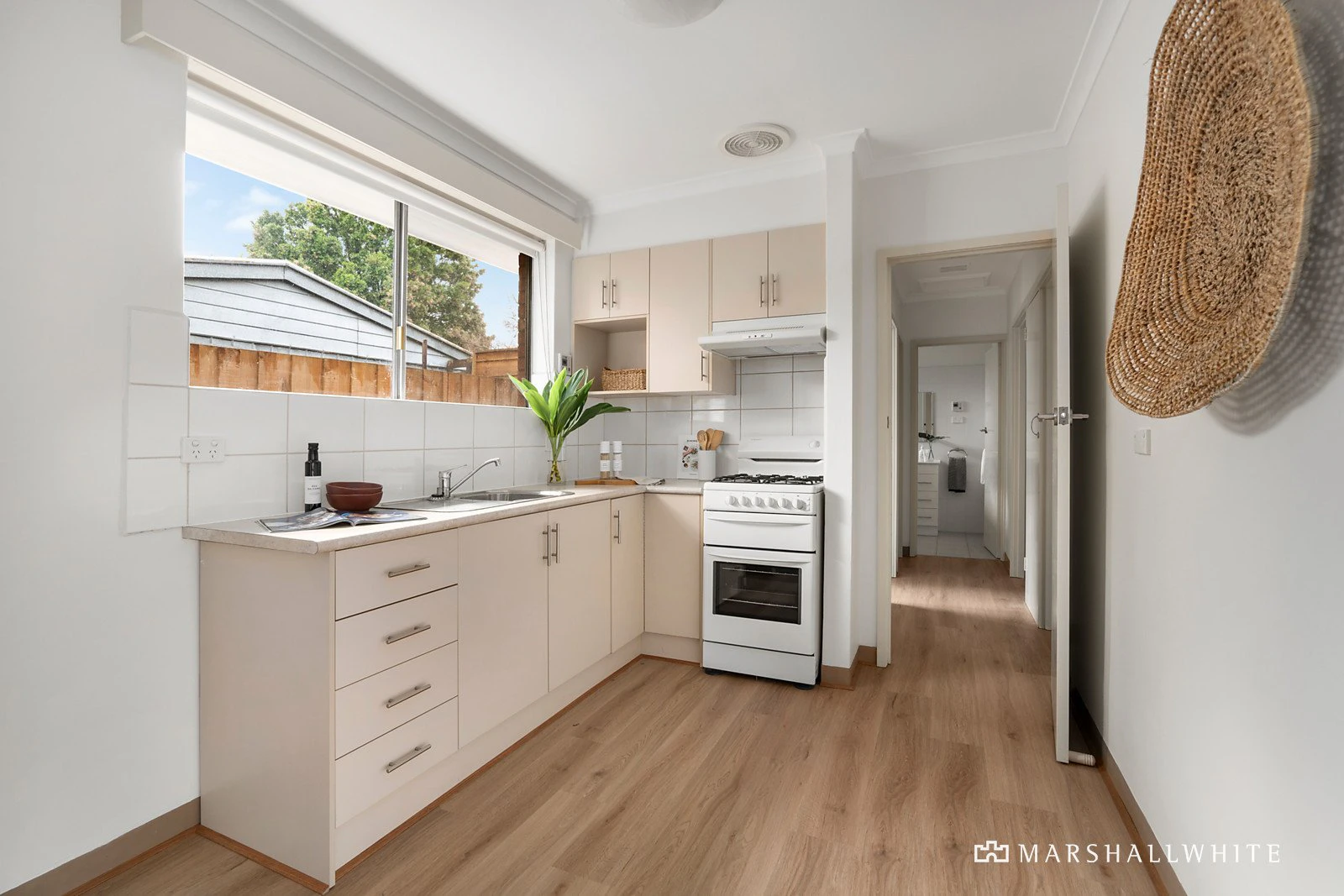 2/11 Warrigal Road, Surrey Hills, VIC