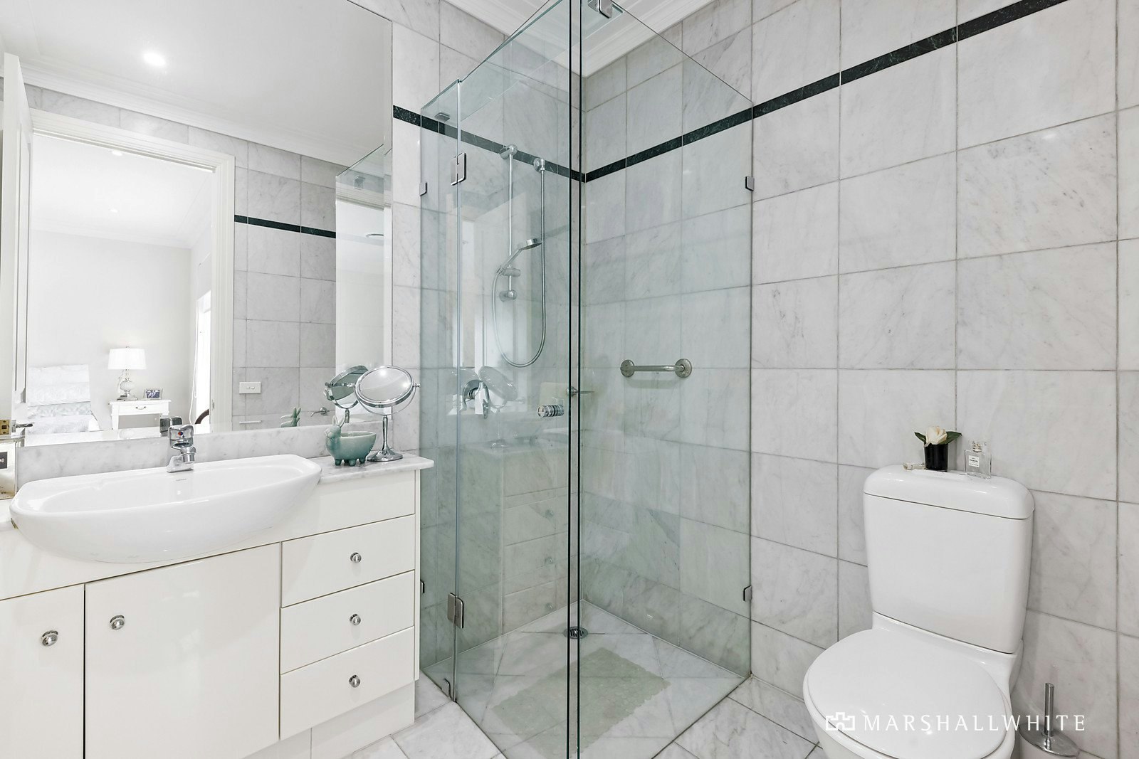 9/391 Toorak Road, South Yarra, VIC