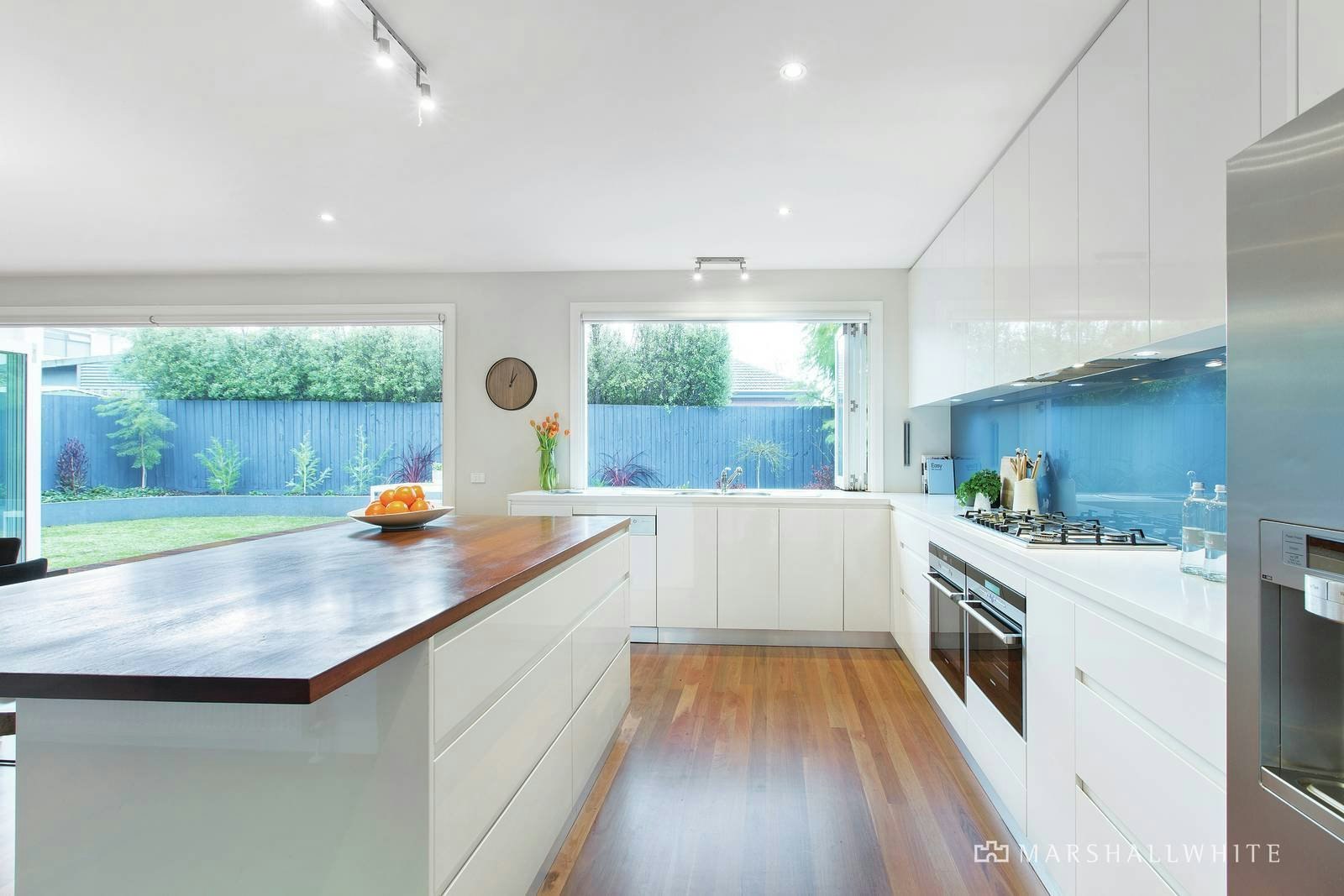 12 Wallen Road, Ormond, VIC