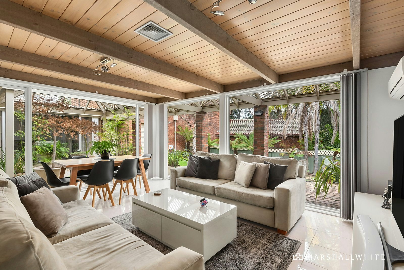 8 Harvell Court, Doncaster, VIC