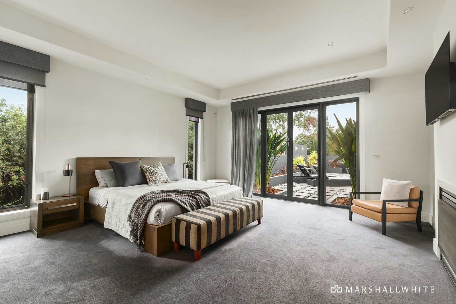 15 Lakeside Drive, Lower Plenty, VIC