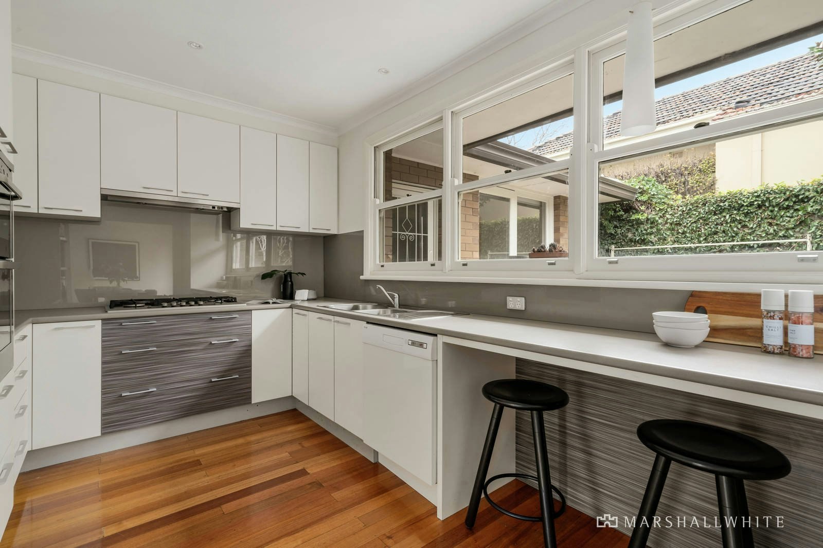 2/239 Burke Road, Glen Iris, VIC