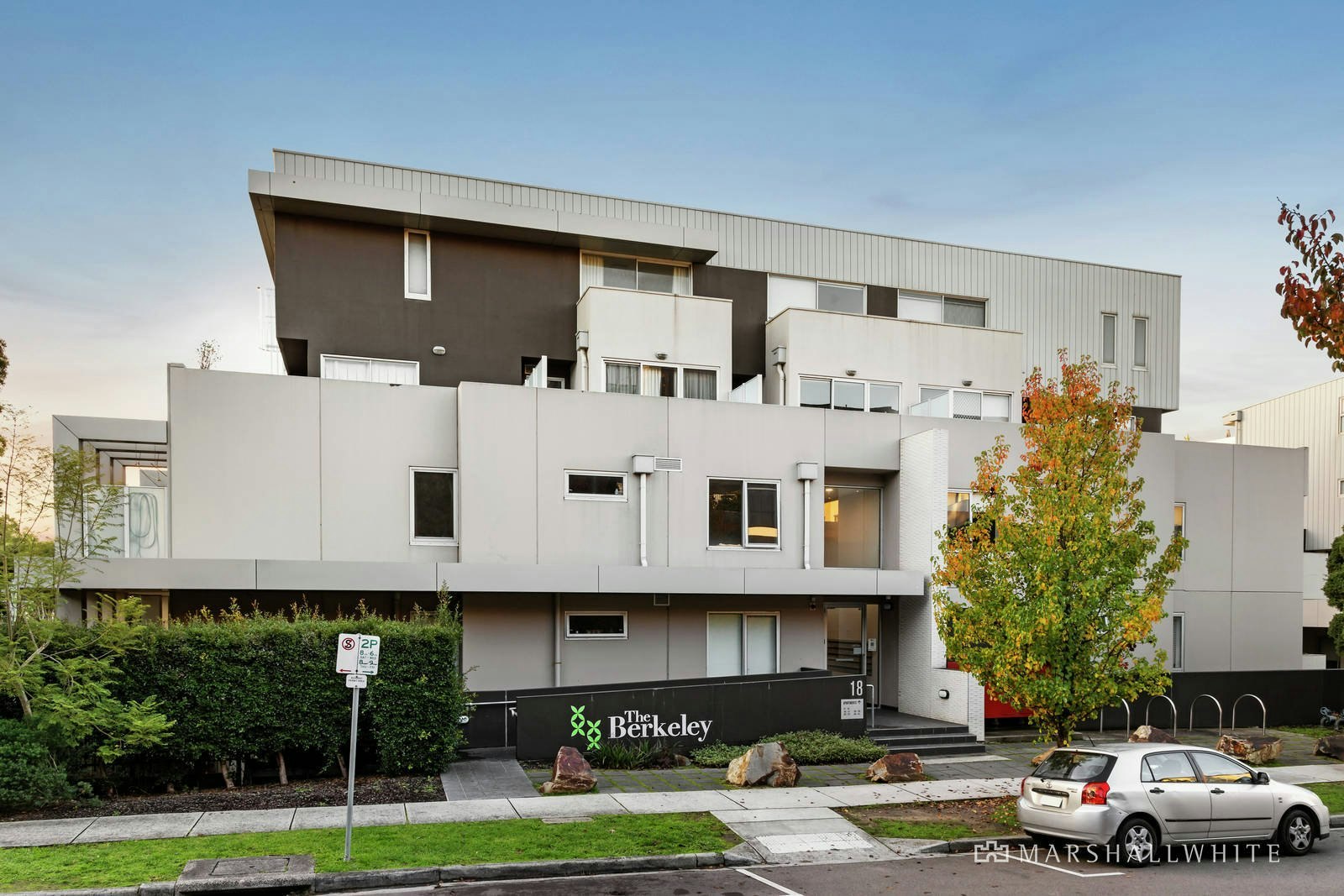 105/18 Berkeley Street, Doncaster, VIC