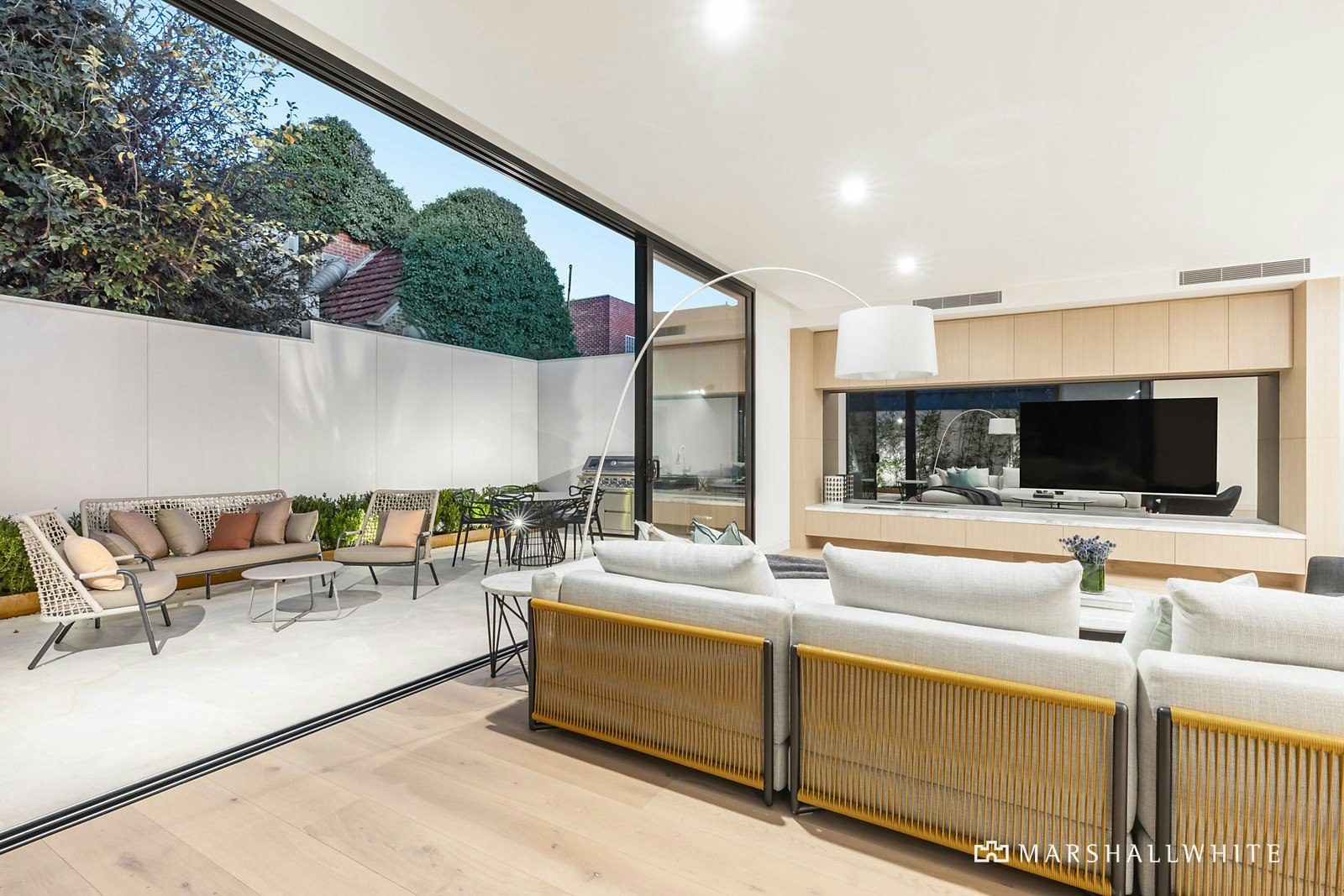 25 Irymple Avenue, Glen Iris, VIC