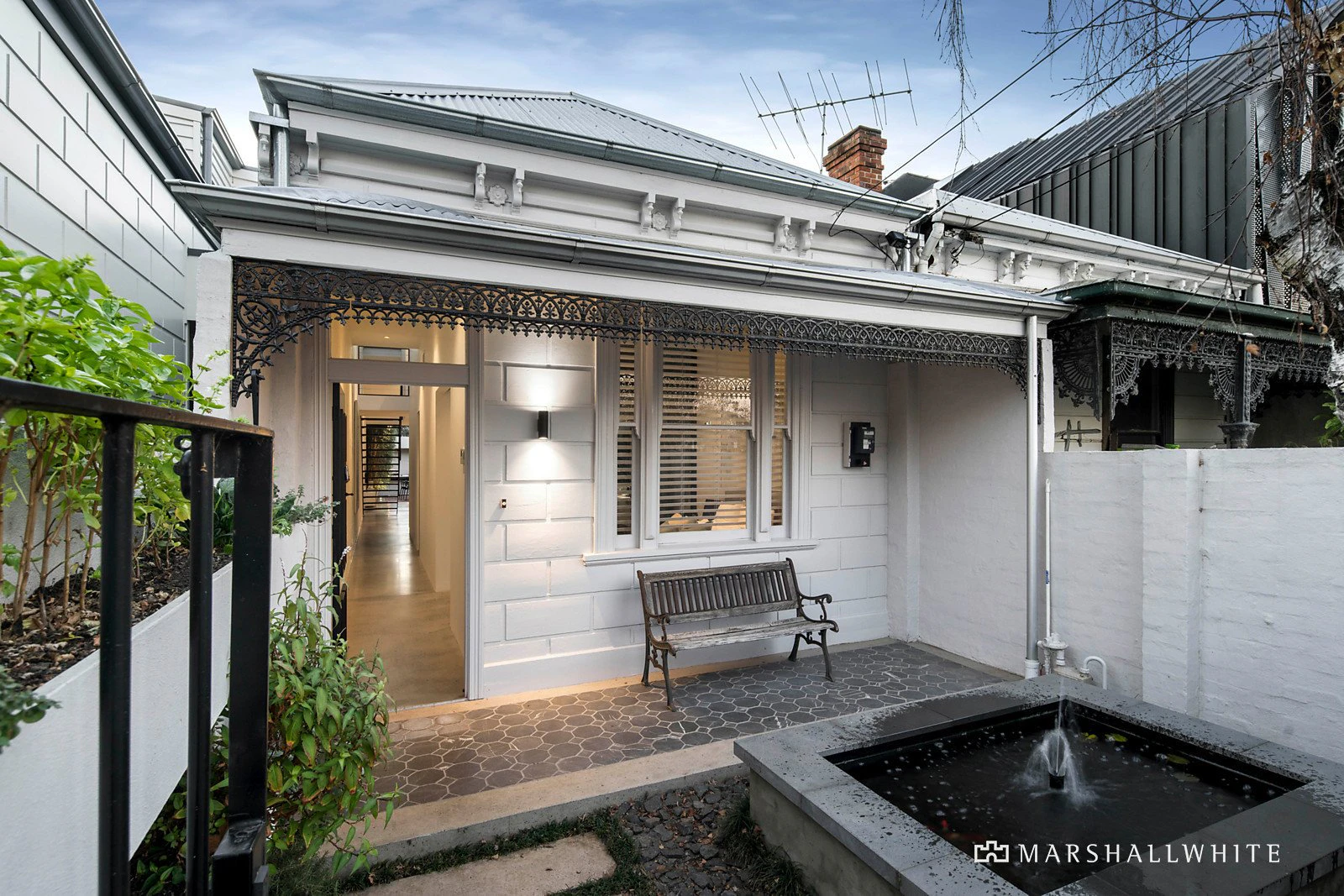 54 Kerferd Road, Albert Park, VIC