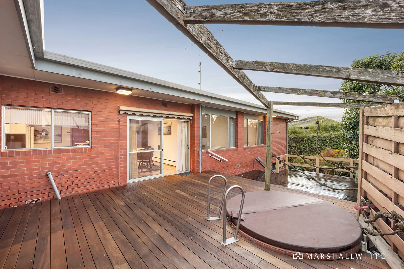 19 Parkdale Avenue, Balwyn, VIC