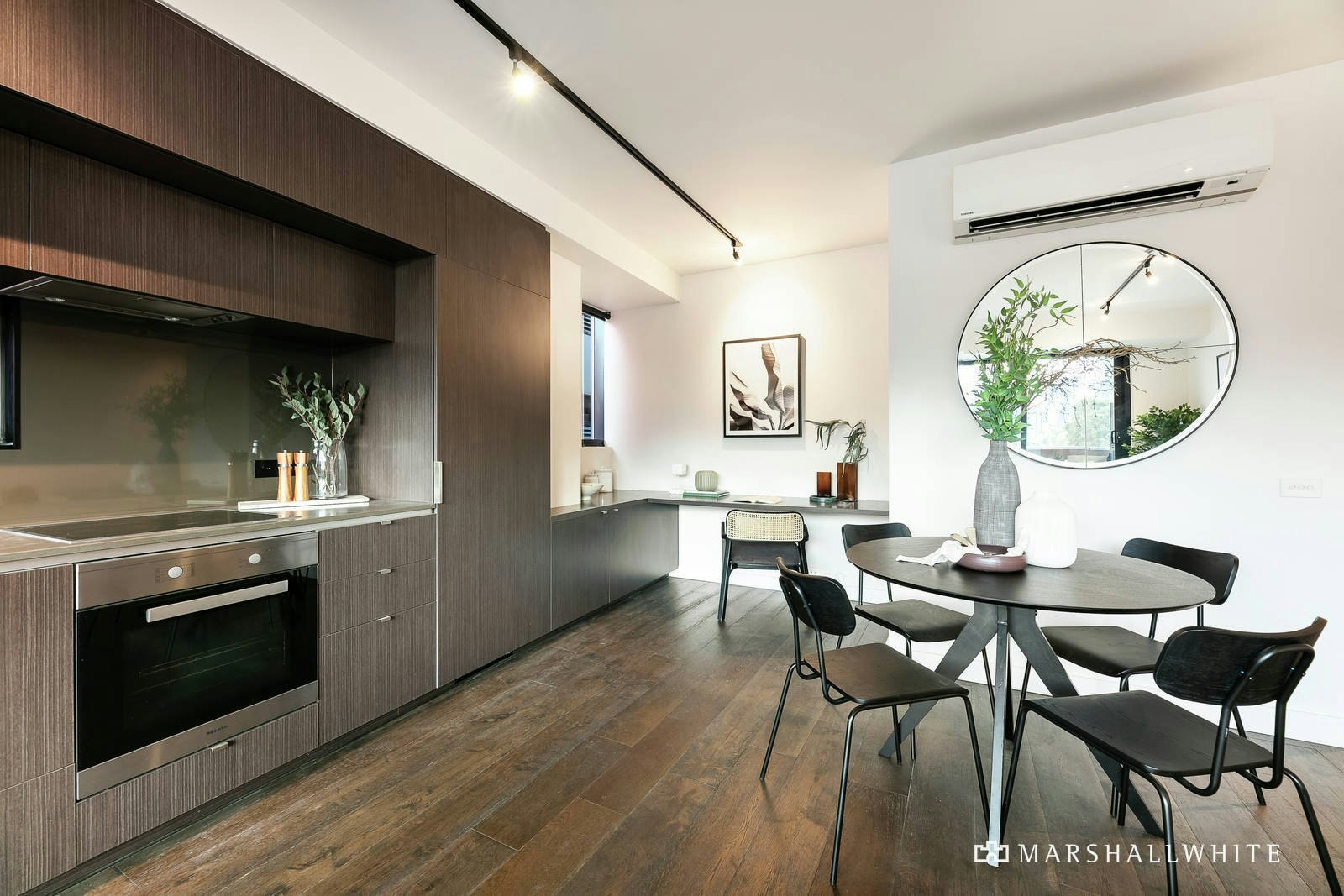 401/99 Palmerston Crescent, South Melbourne, VIC