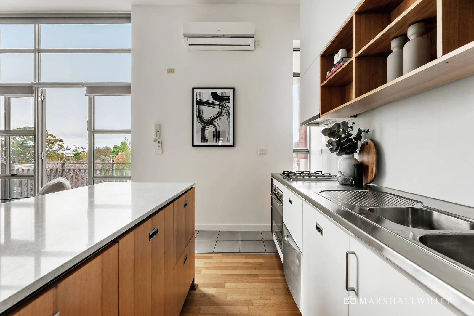 202/8 Blanche Street, St Kilda, VIC