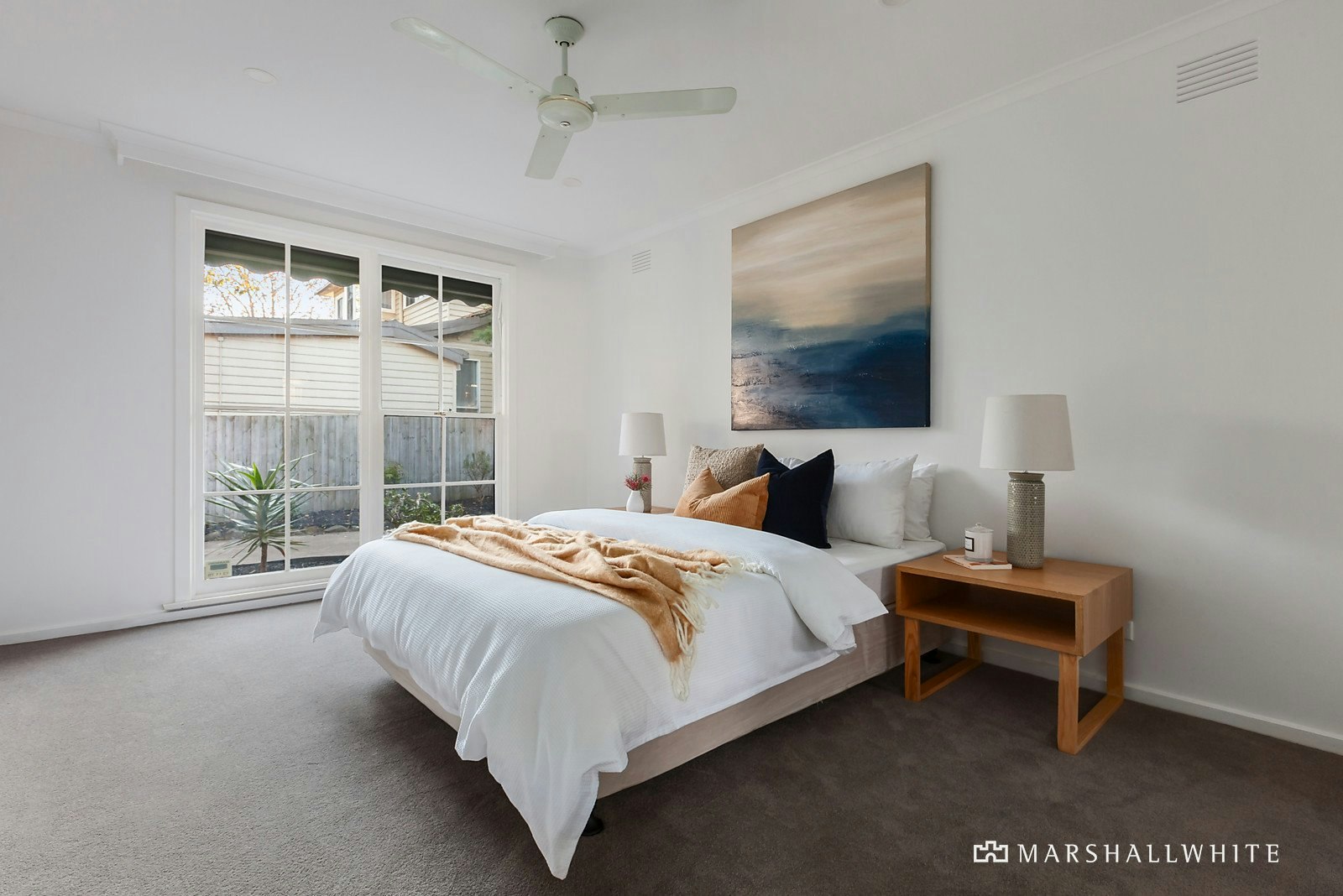 2/11 Glyndon Road, Camberwell, VIC