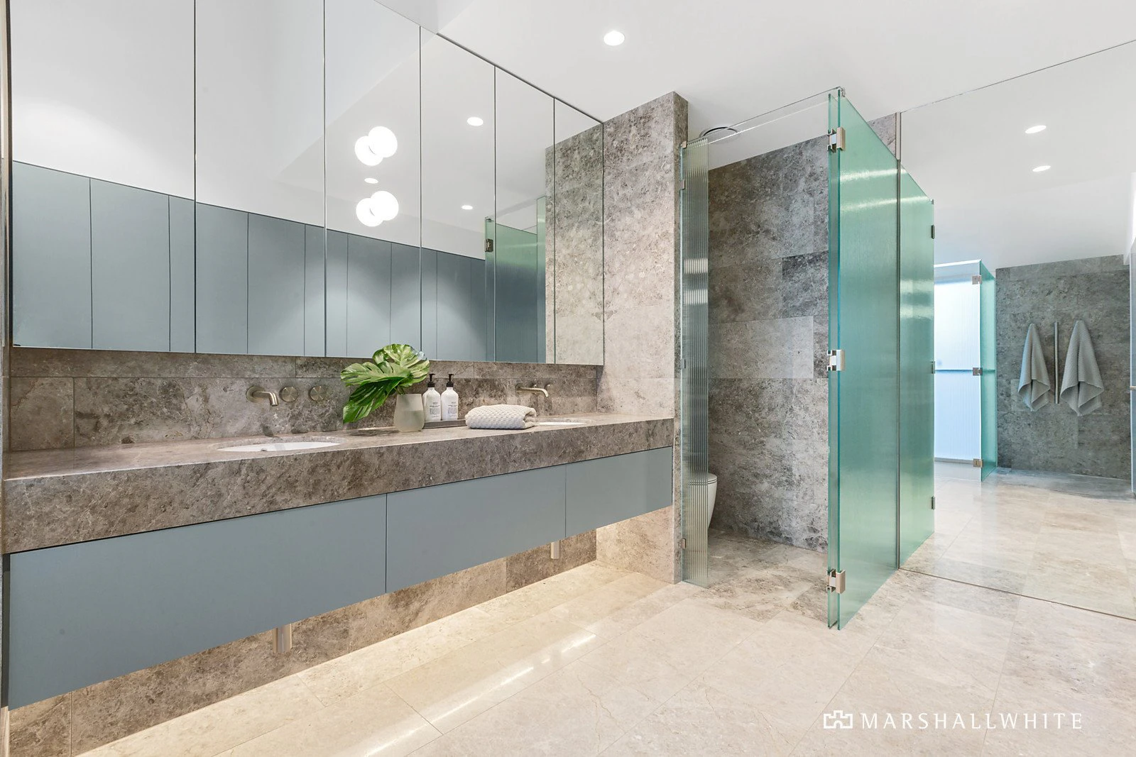 32a Swansea Grove, Mornington, VIC