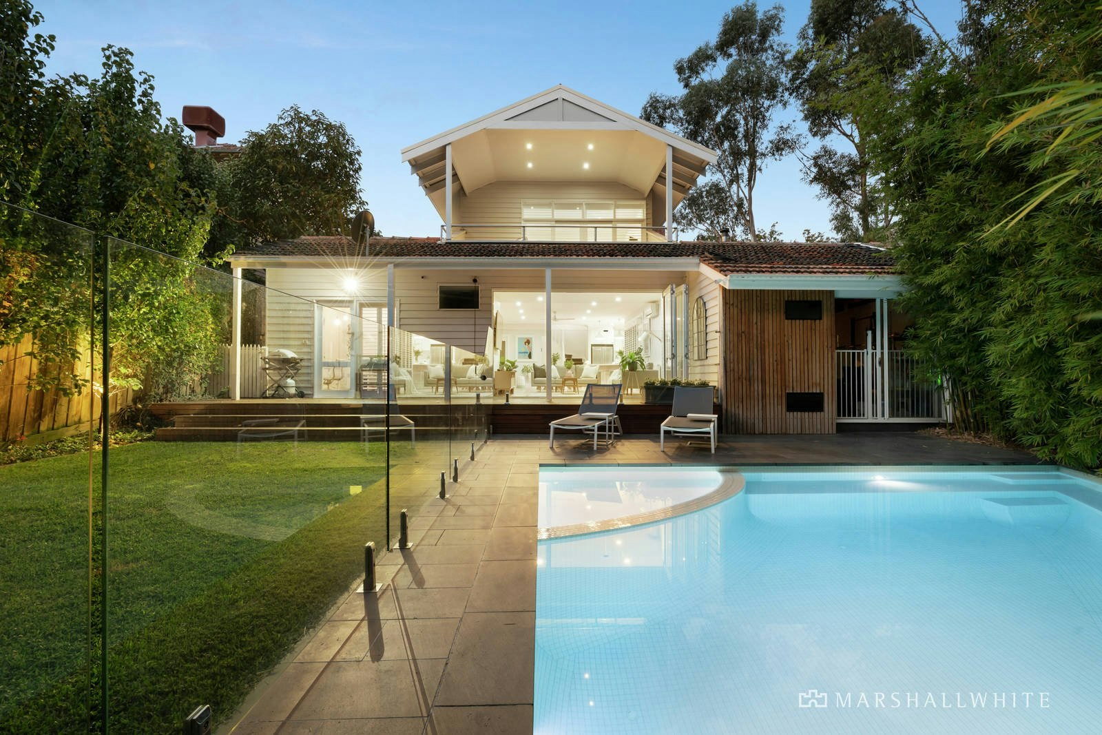 2 Verdun Street, Surrey Hills, VIC