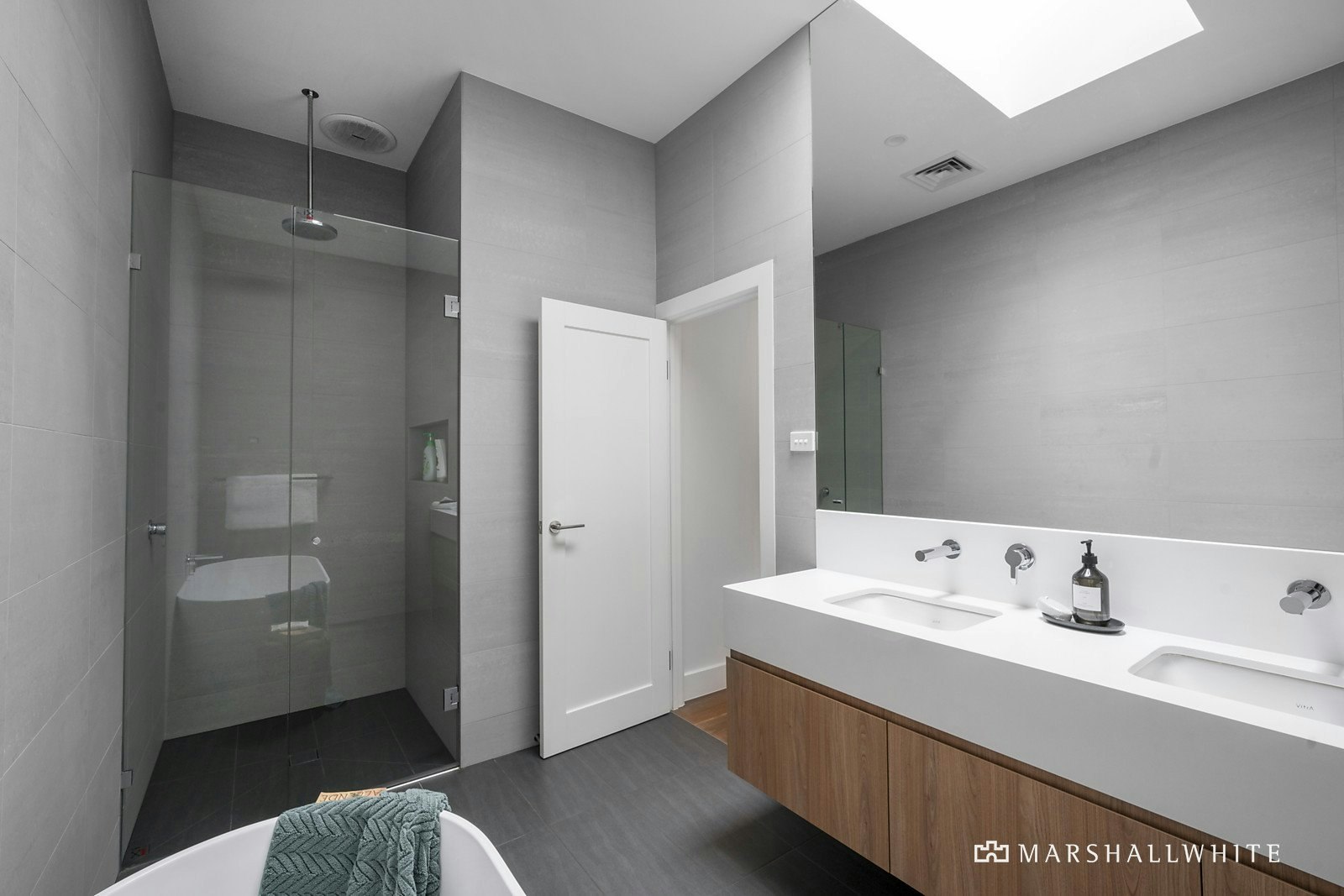 28 Grandview Avenue, Glen Iris, VIC