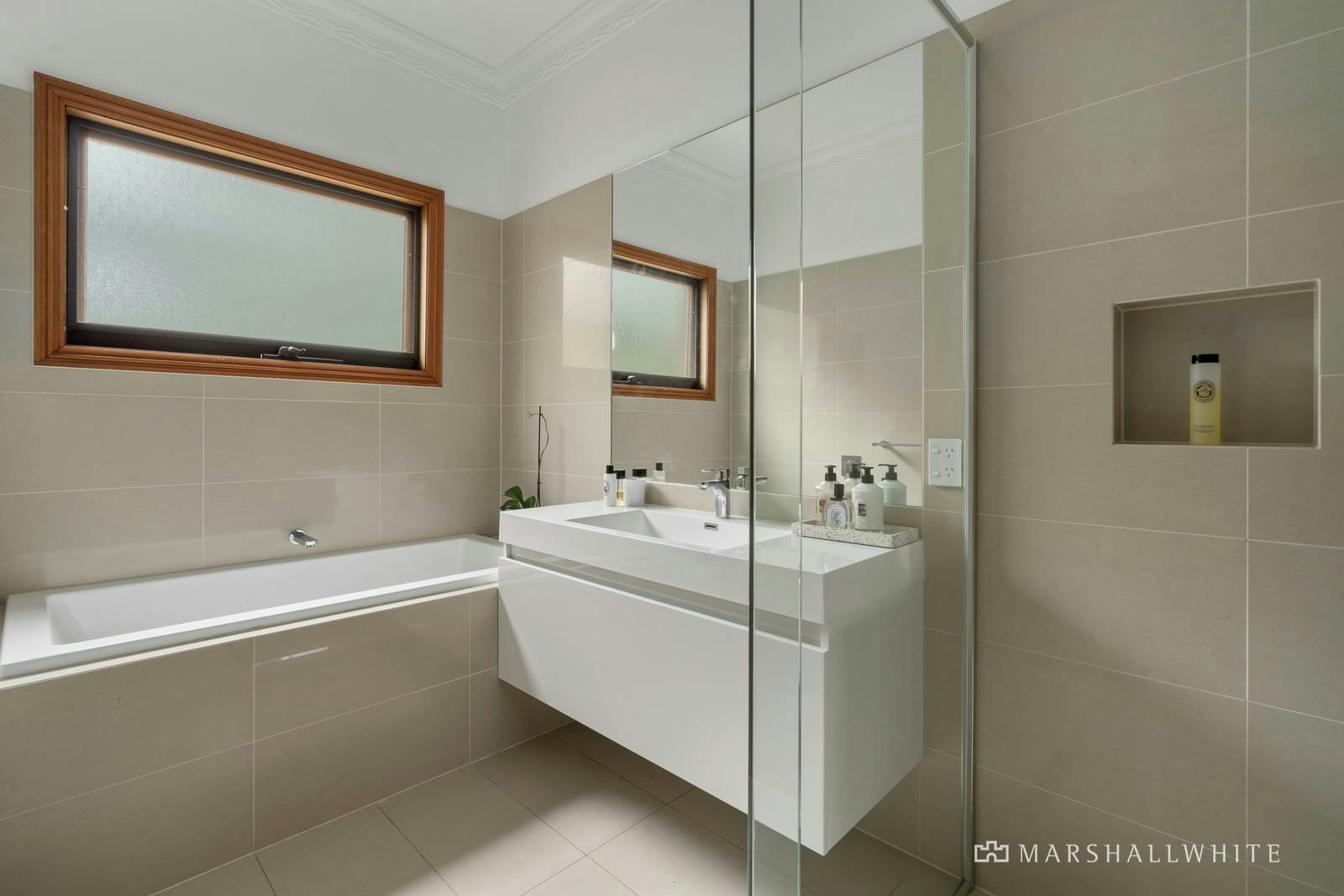 2/3 Creswick Street, Deepdene, VIC