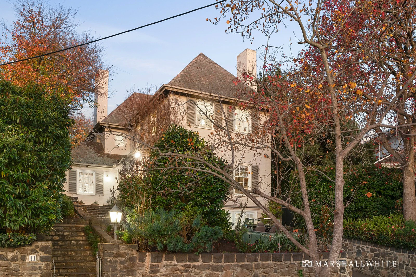 10 Merriwee Crescent, Toorak, VIC