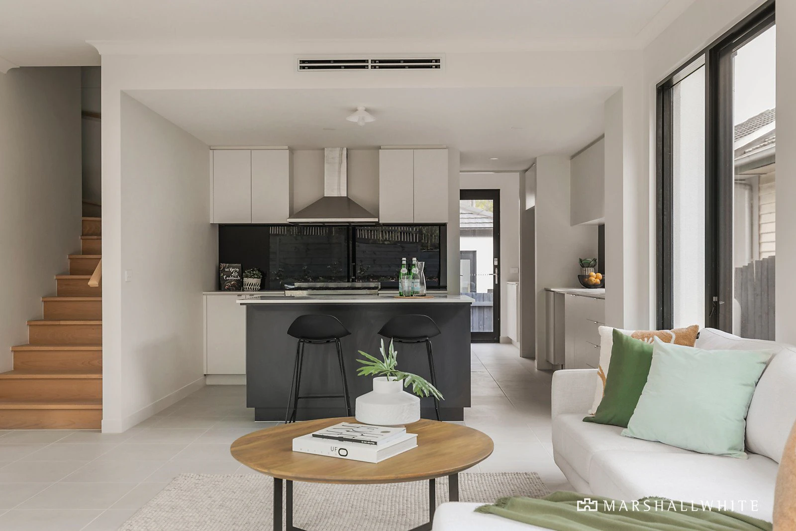 2/1 Rotherwood Drive, Malvern East, VIC